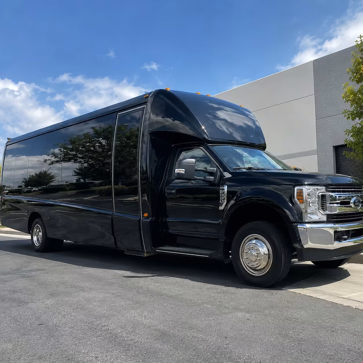 minibus rentals for wichita falls team building and corporate outings